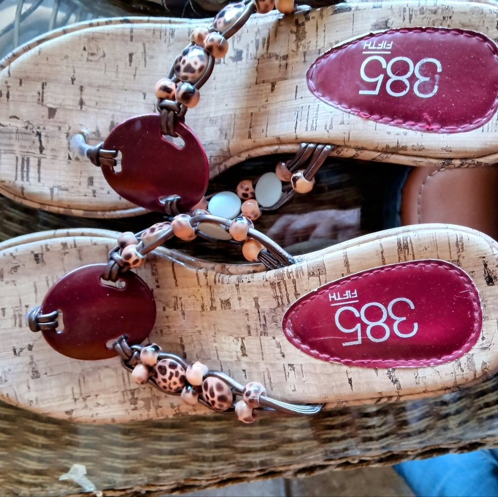 Woman's wedges